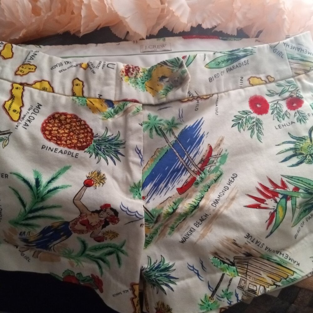 J. Crew Woman Hawaiian shorts